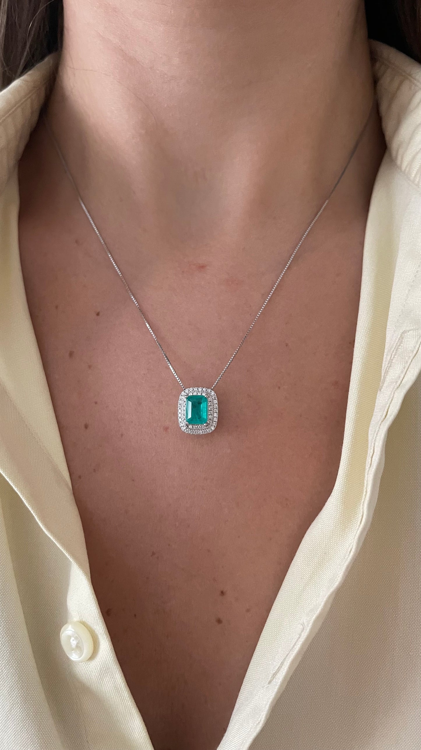 Collana Giada quadrata
