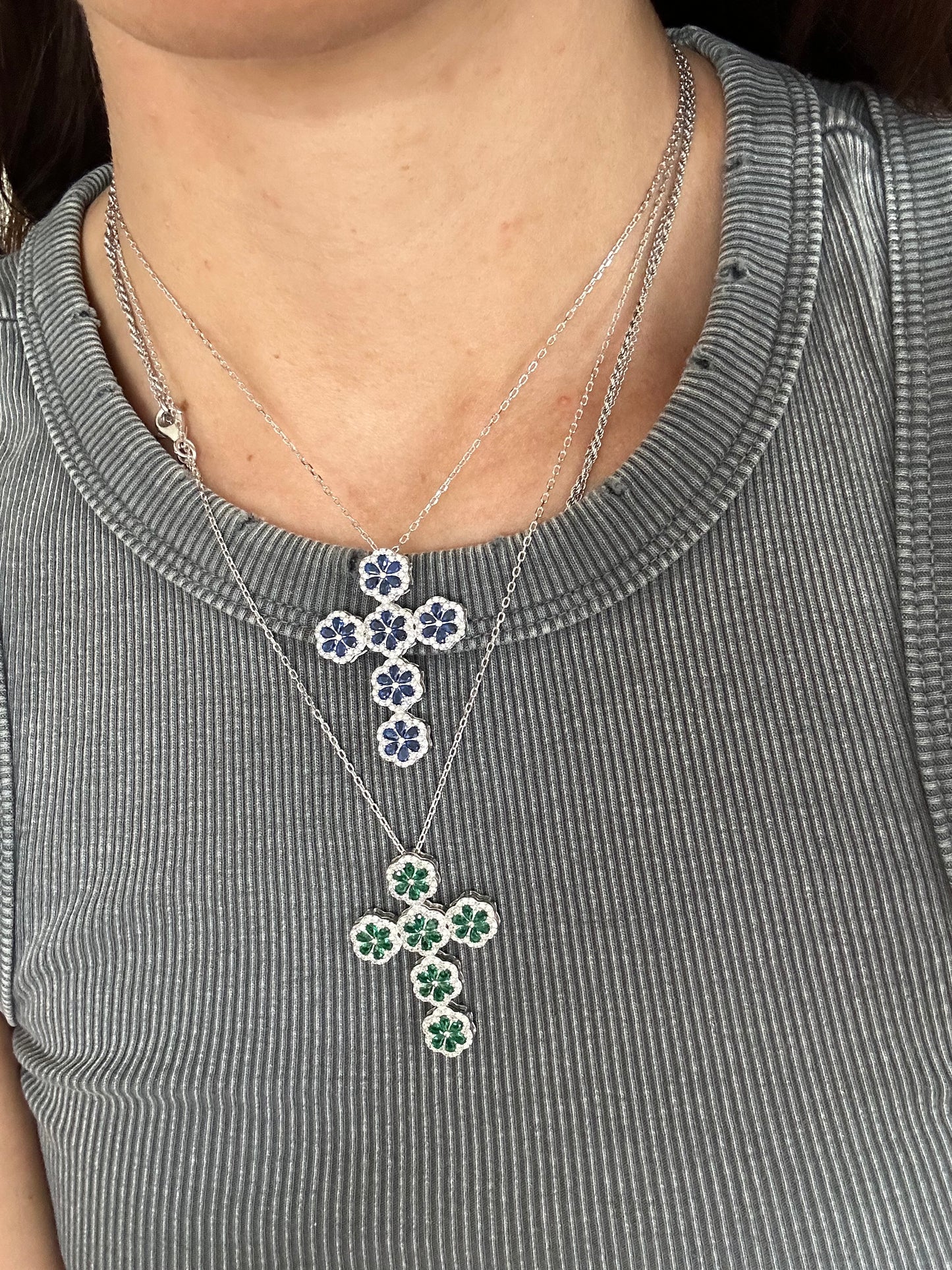 Collana Croce Antonia verde